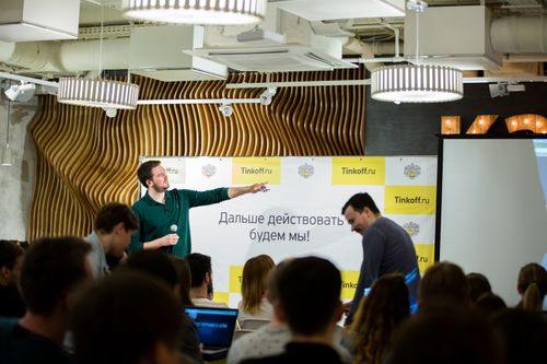 https://imgproxy.cdn-tinkoff.ru/weight500/aHR0cHM6Ly9jZG4udGJhbmsucnUvc3RhdGljL21lZXR1cHMvYXJjaGl2ZS8zYzdhNTk5MC01ZjI3LTQ3NTQtYWRlZC1mNjU1YzUyOGVmMjAuanBn