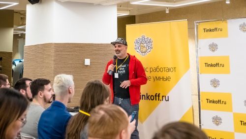 https://imgproxy.cdn-tinkoff.ru/weight500/aHR0cHM6Ly9jZG4udGJhbmsucnUvc3RhdGljL21lZXR1cHMvYXJjaGl2ZS9hMDYyOGExNS1hZTM0LTQ1MGMtYWNjMS1jNmY0MmYzY2YyY2EuanBn
