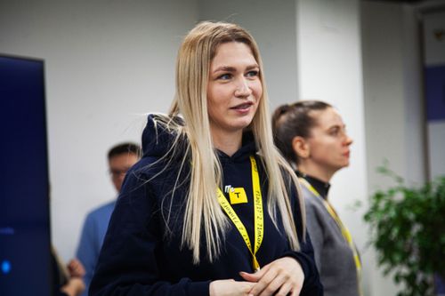 https://imgproxy.cdn-tinkoff.ru/weight500/aHR0cHM6Ly9jZG4udGJhbmsucnUvc3RhdGljL21lZXR1cHMvYXJjaGl2ZS9iMTk0ZTg5NC0wYWE3LTRkZmEtYTg5Mi02MDVhMGNiODg3ZDguanBn