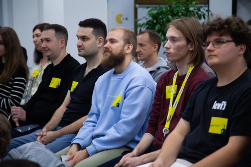 https://imgproxy.cdn-tinkoff.ru/weight500/aHR0cHM6Ly9jZG4udGJhbmsucnUvc3RhdGljL21lZXR1cHMvYXJjaGl2ZS9jMGVjMGZiMS03OTA2LTQ3NTctYTFiZi05OTU0YzU3NWZlOGMuanBn