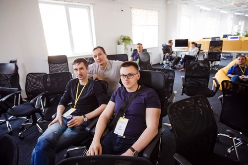 https://imgproxy.cdn-tinkoff.ru/weight500/aHR0cHM6Ly9jZG4udGJhbmsucnUvc3RhdGljL21lZXR1cHMvYXJjaGl2ZS9kMzI5NTM0NC0wZWZjLTRkZDAtODg4ZC0xN2I1NjQ2ZjM4NWIuanBn