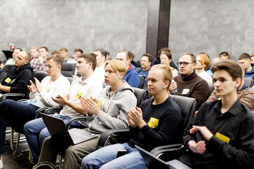 https://imgproxy.cdn-tinkoff.ru/weight500/aHR0cHM6Ly9jZG4udGJhbmsucnUvc3RhdGljL21lZXR1cHMvYXJjaGl2ZS9kN2ZkMGZmNS0wYjZiLTQ4NTMtODdmMi0yZTYyMDg0MGNmZmYuanBn