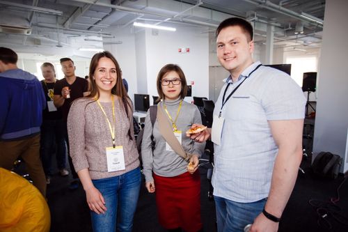 https://imgproxy.cdn-tinkoff.ru/weight500/aHR0cHM6Ly9jZG4udGJhbmsucnUvc3RhdGljL21lZXR1cHMvYXJjaGl2ZS9lZGRlZmQ1Ni1kZTA1LTQyMGQtYmY2OC05M2YzNDEzMzA5ZGMuanBn